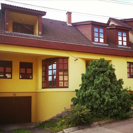 Hella Vendeghaz Hotel Eger Exterior photo