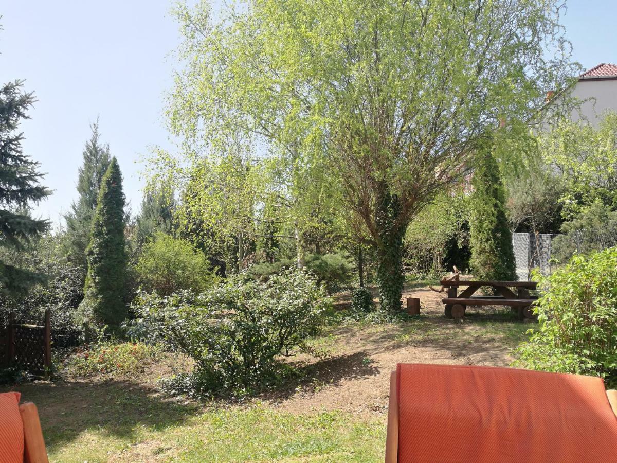 Hella Vendeghaz Hotel Eger Exterior photo